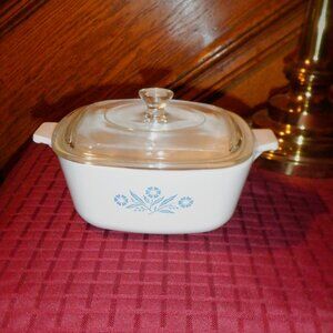~ CORNING WARE in Blue Cornflower / Lid  P -1.5-B